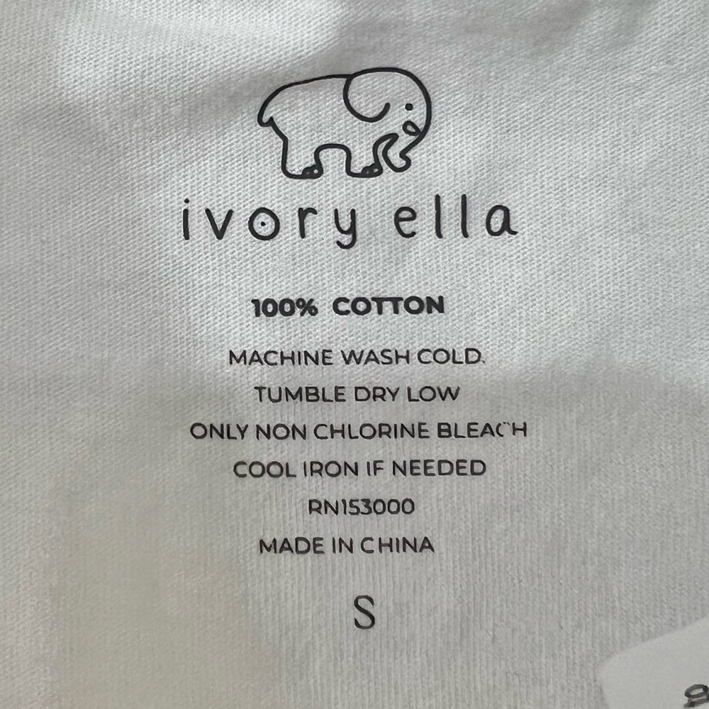 Ivory Ella Fireworks 4th of July USA Americana Elephant Tank
Top - Picture 3 of 6